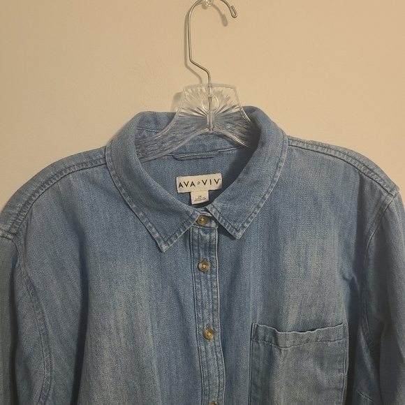 Ava & Viv | Women's Long Sleeve Button Down Tencel or Denim Shirt (Size 2X) - Picture 3 of 12